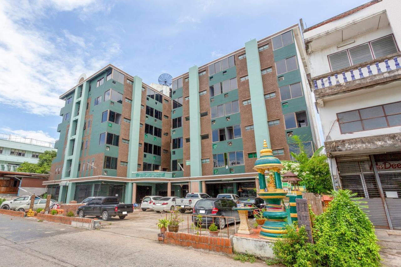 OYO 990 Siam​ Lanna​ Grand​ Hotel​ Chiangmai Chiang Mai Esterno foto