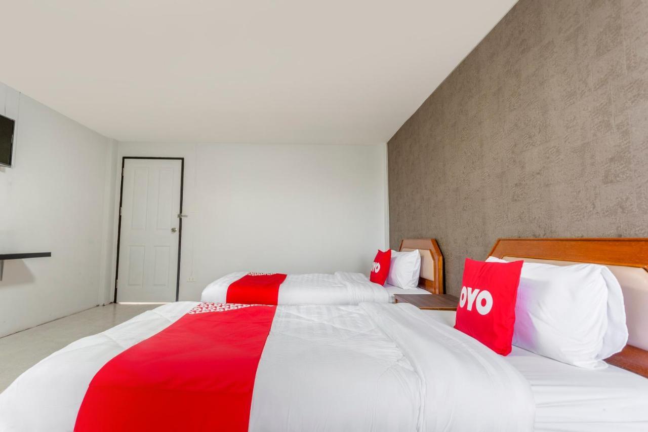 OYO 990 Siam​ Lanna​ Grand​ Hotel​ Chiangmai Chiang Mai Esterno foto